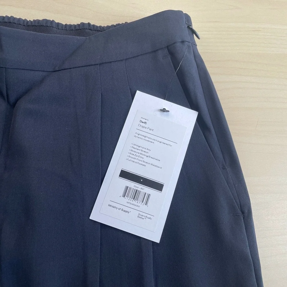 NWT Ministry Of Supply Swift Drape Pants Black‎ Size 4 Pleated Lightweight